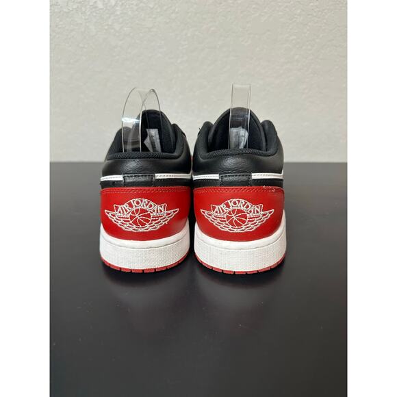 Nike Air Jordan 1 Low Red Bred Toe 2.0 Sneaker Shoe Men 10 Fashion Streetwear - Picture 4 of 9